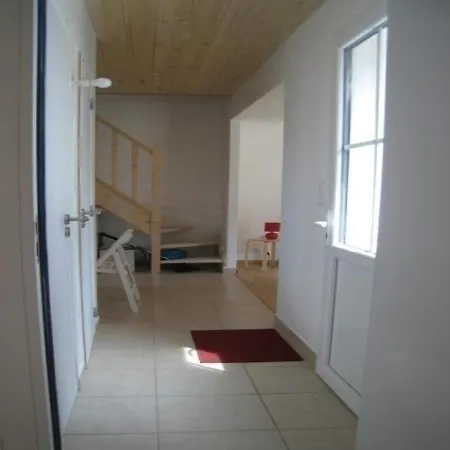 Maison La Gueriniere, 3 Pieces, 4 Personnes - Fr-1-224b-575 *